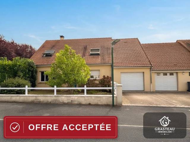 Maison 6 pièces 118 m² · à La Bazoge · 118 m² · 262 000 €